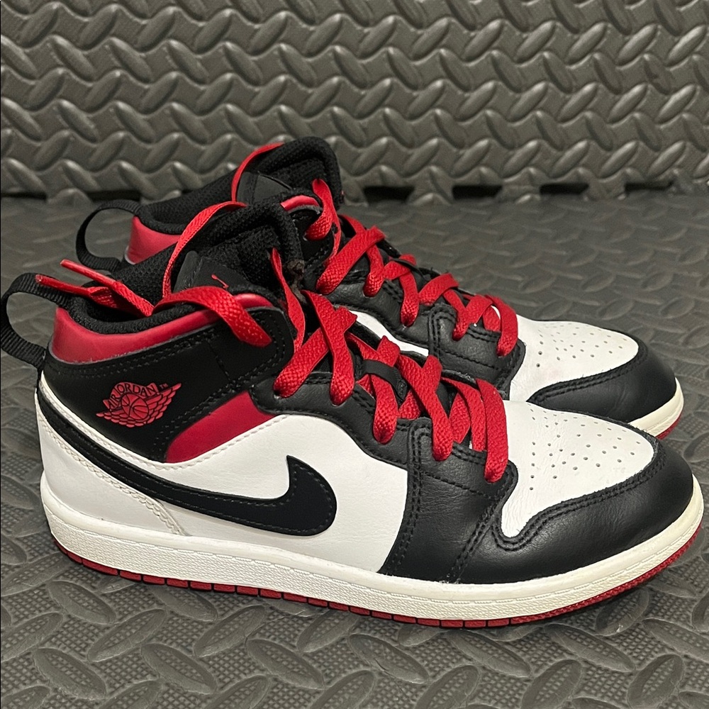 Nike Air Jordan Mid-Top Sneakers in Black, White & Red
